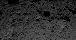Objavljene nove snimke s asteroida Ryugu, znanstvenike iznenadila jedna stvar
